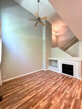 1282 Walnut Glen Dr in Crystal Lake, IL - Building Photo - Building Photo