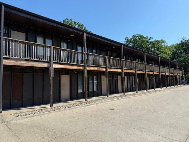 Large Studio Apartments set back in quier