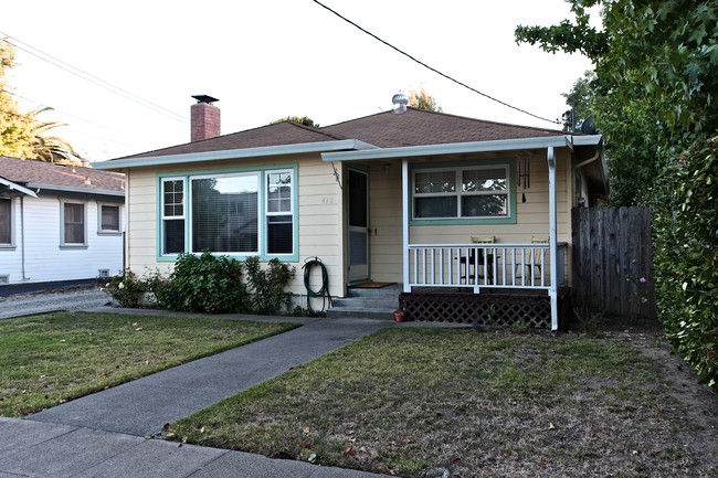 412 4th St in Petaluma, CA - Building Photo - Building Photo