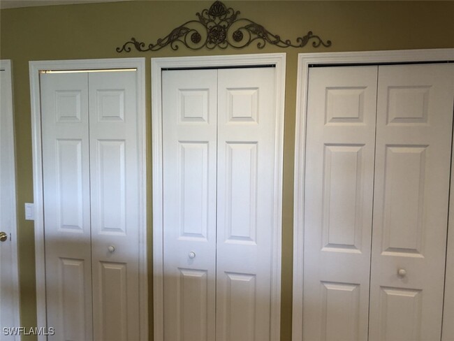 1380 Tiffany Ln in Naples, FL - Building Photo - Building Photo