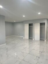 311 E Westfield Ave in Roselle Park, NJ - Building Photo - Building Photo