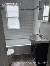 25 Ullman St in Buffalo, NY - Building Photo - Building Photo