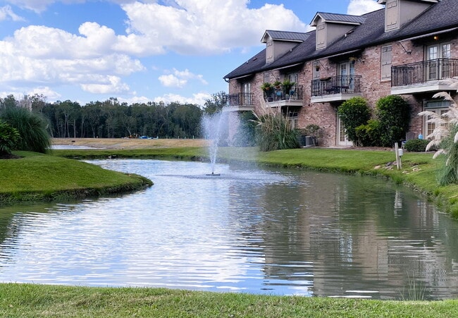 property at 888 S Kenilworth Pkwy