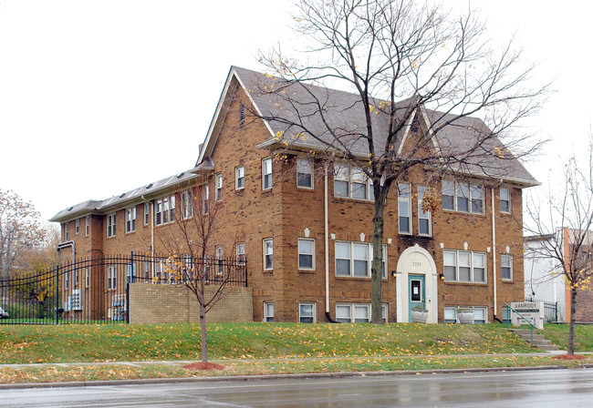 2239 N College Ave in Indianapolis, IN - Building Photo - Building Photo