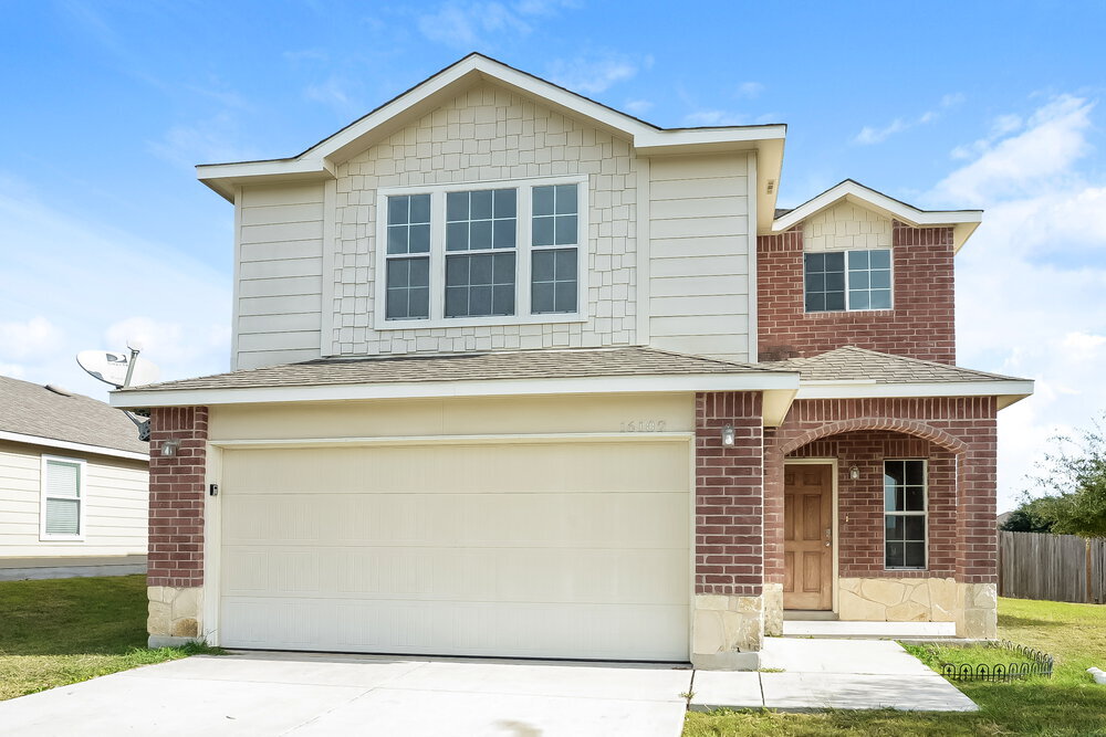 16102 Caballo Run in Selma, TX - Building Photo