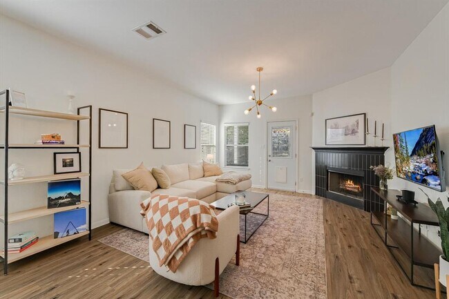 9302 Brents Elm Dr in Austin, TX - Building Photo - Building Photo