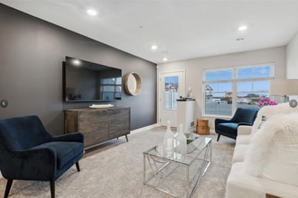 23303 Amber Dr in Rogers, MN - Building Photo - Building Photo