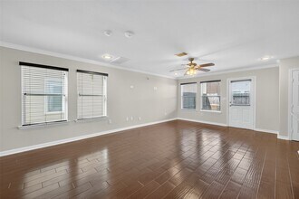 6115 Shadow Isle Ln in Houston, TX - Building Photo - Building Photo