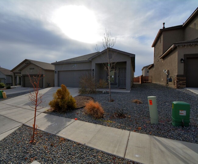 10680 Aspiration Ln SW in Albuquerque, NM - Building Photo - Building Photo