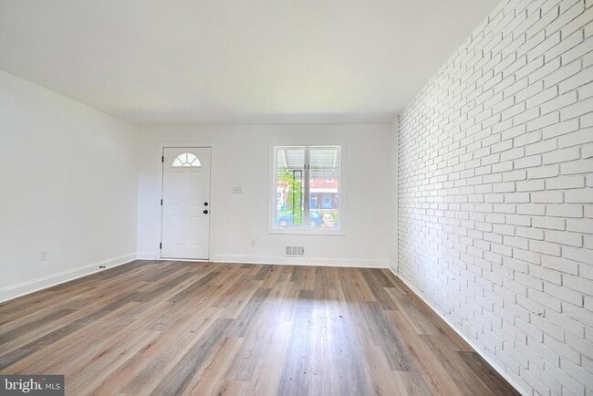 2204 Redthorn Rd in Middle River, MD - Building Photo - Building Photo