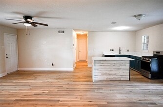 2804 E 15th St in Plano, TX - Building Photo - Building Photo