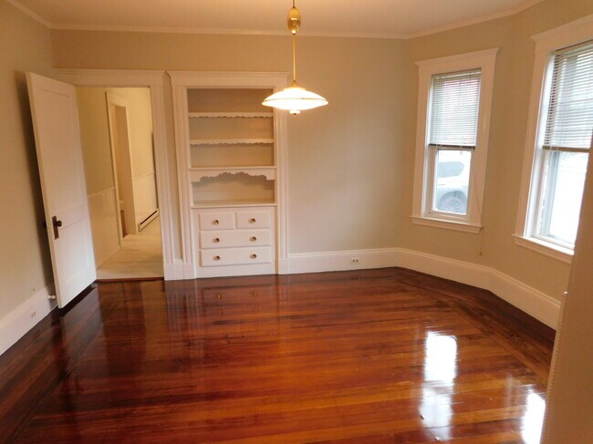 100 Lexington St, Unit 1 in Watertown, MA - Building Photo - Building Photo