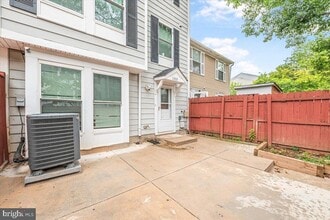 13533 Demetrias Way in Germantown, MD - Building Photo - Building Photo