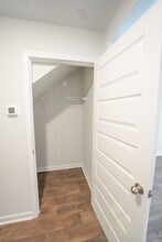 481 Coconut Dr in Bloomingdale, GA - Foto de edificio - Building Photo