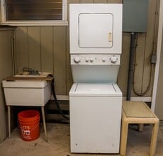 320 Nakoa Dr., Unit APT A in Wailuku, HI - Building Photo - Building Photo