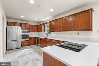 1130 20th St S in Arlington, VA - Building Photo - Building Photo