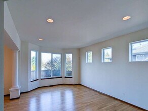 5907 77th Dr NE in Marysville, WA - Building Photo - Building Photo