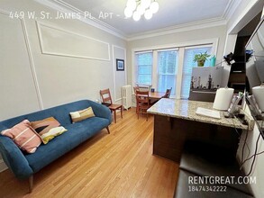 449 W St James Pl in Chicago, IL - Building Photo - Building Photo