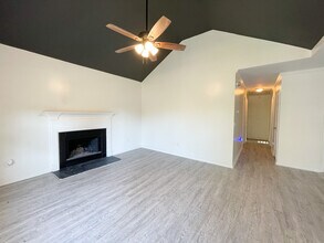 405 Cami Forest Ln in Columbia, SC - Building Photo - Building Photo