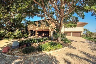 15110 Anchorage Way in Ft. Myers, FL - Building Photo