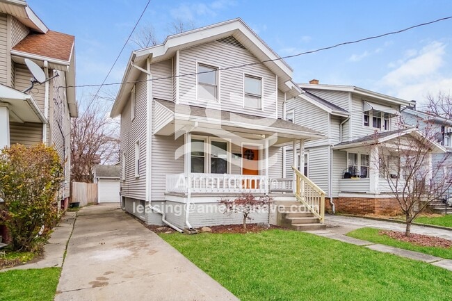 3606 Leybourn Ave in Toledo, OH - Building Photo - Building Photo