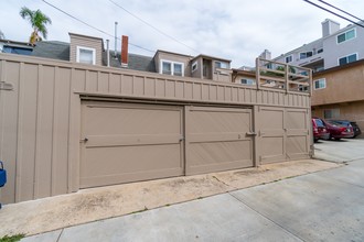 137 Pennsylvania Ave in San Diego, CA - Foto de edificio - Building Photo