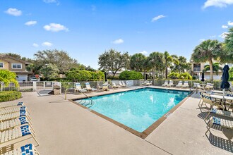106 Lighthouse Cir in Tequesta, FL - Building Photo - Building Photo