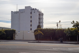 The Arlington in Los Angeles, CA - Building Photo - Building Photo