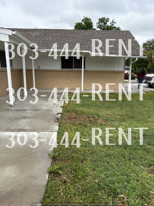 8220 E 104th Way in Henderson, CO - Building Photo - Building Photo