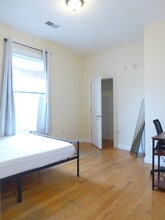 50 Dudley St, Unit 2 in Boston, MA - Foto de edificio - Building Photo