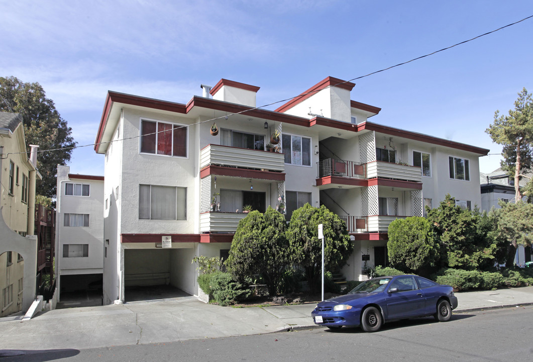 267 Lester Ave in Oakland, CA - Foto de edificio