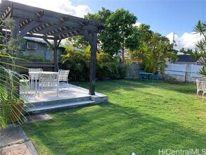 491 Kihapai St in Kailua, HI - Building Photo - Building Photo