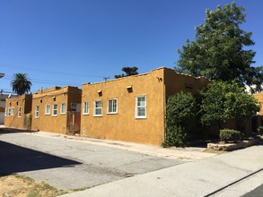 907-909 N Garfield Ave in Alhambra, CA - Building Photo - Other