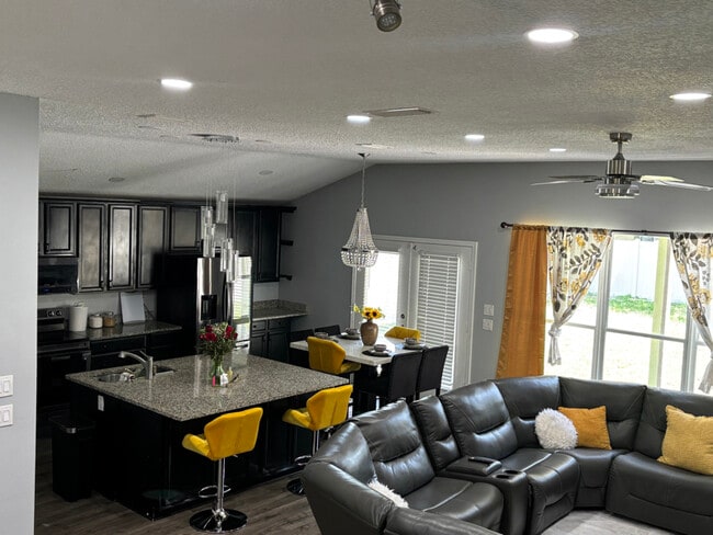 437 Fort Drum Ct in St. Augustine, FL - Building Photo - Building Photo