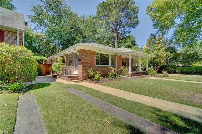 property at 727 Maury Ave