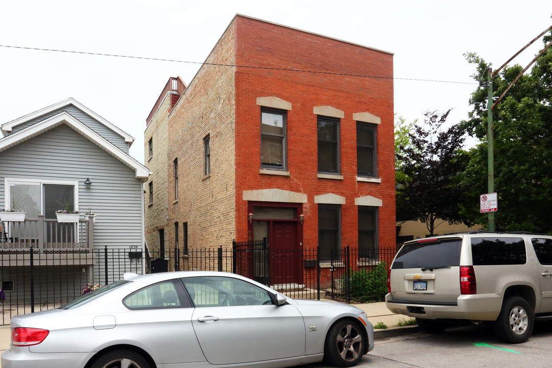 1832 W Race Ave in Chicago, IL - Building Photo