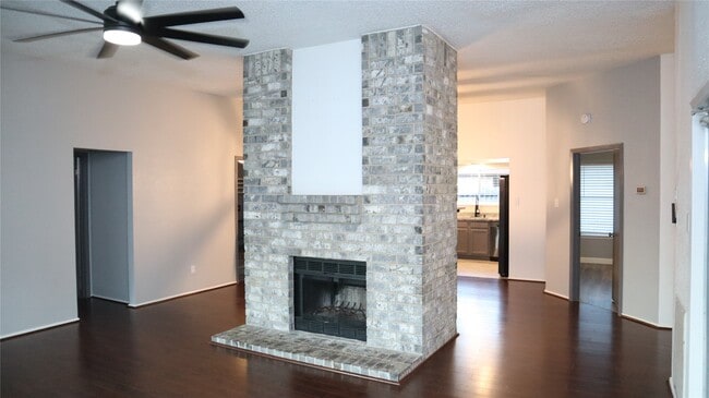 property at 2515 Edgedale Dr