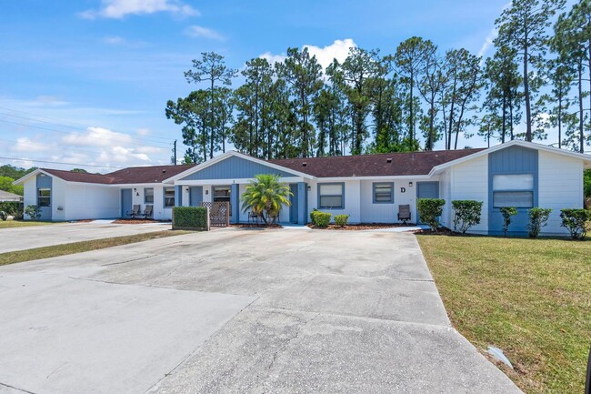 1 Brittany Ln in Palm Coast, FL - Building Photo - Building Photo