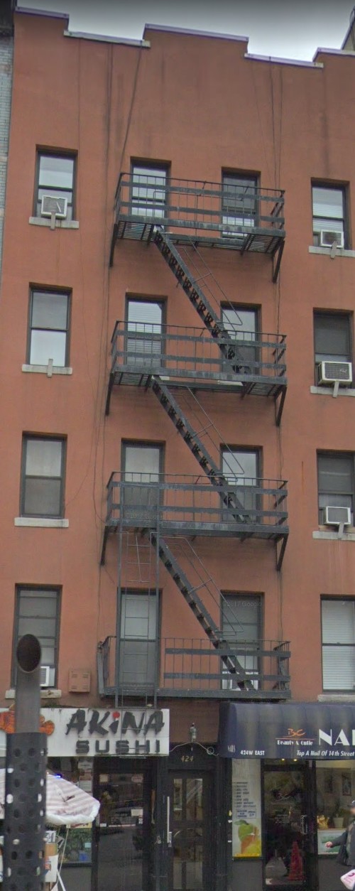 424 E 14th St in New York, NY - Foto de edificio - Building Photo