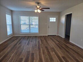 834 N 3rd St in Paragould, AR - Building Photo - Building Photo