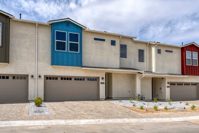 4920 little rock Way in Sun Valley, NV - Building Photo - Building Photo