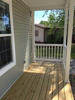 61 Meadowlark Ln in Beecher, IL - Building Photo