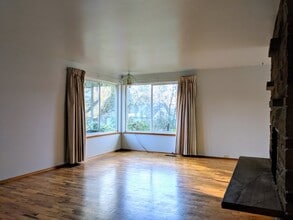 4257 S 166th St in Seatac, WA - Building Photo - Building Photo