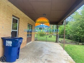 3911 Shamrock Dr NW in Huntsville, AL - Building Photo - Building Photo