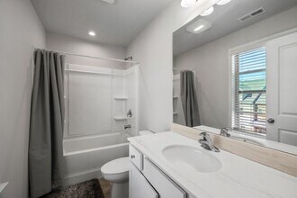 3567 Hidden Valley Cir in Lawrenceville, GA - Building Photo - Building Photo