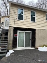 126 Smith St in Derby, CT - Building Photo - Building Photo