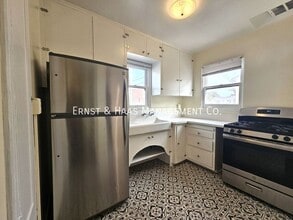 332 Hermosa Ave in Long Beach, CA - Building Photo - Building Photo