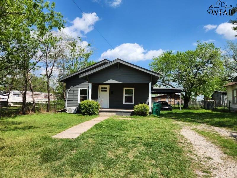 514 S Archer St in Henrietta, TX - Building Photo