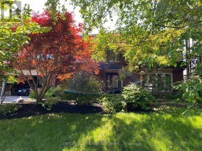 2298 Bowman Rd in Ottawa, ON - Building Photo - Building Photo