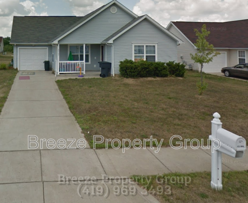 2960 Megan Cir in Youngstown, OH - Building Photo